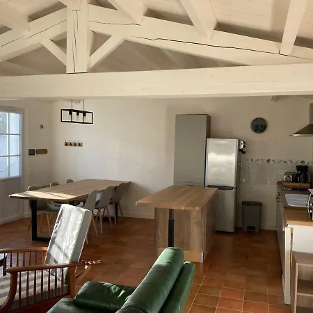La Maison De La Petite Fontaine Hébergement de vacances La Couarde-sur-Mer